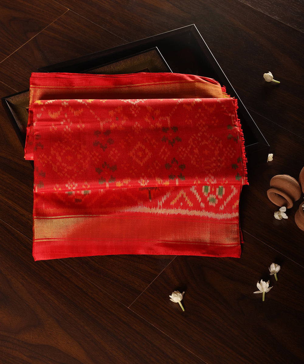 Handloom_Red_Pure_Mulberry_Silk_Ikat_Patola_Dupatta_WeaverStory_01