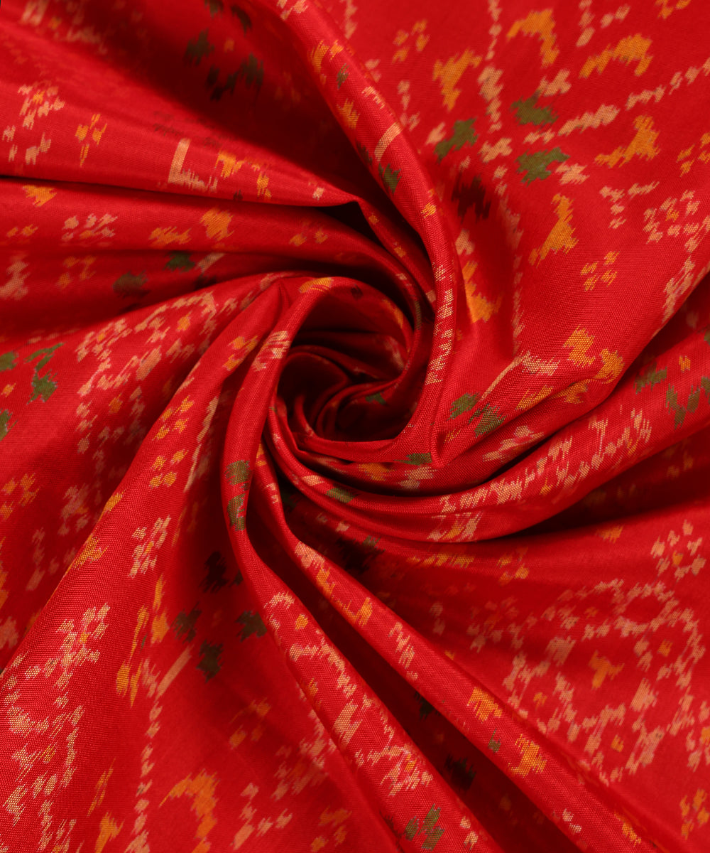 Handloom_Red_Pure_Mulberry_Silk_Ikat_Patola_Dupatta_WeaverStory_05