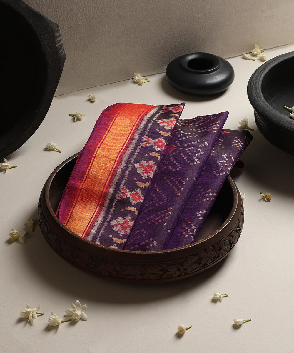 Handloom_Purple_Mulberry_Silk_Ikat_Patola_Dupatta_With_Maroon_Border_WeaverStory_01