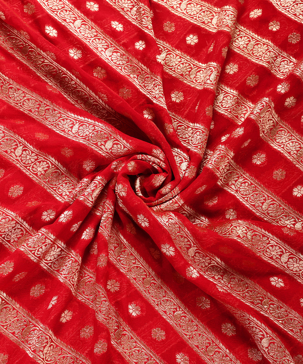 Handloom_Red_Pure_Georgette_Banarasi_Dupatta_With_Ada_Jaal_WeaverStory_05