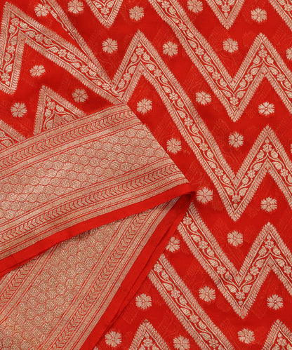 Red_Handloom_Pure_Banarasi_Georgette_Dupatta_With_Chevron_Motif_WeaverStory_04