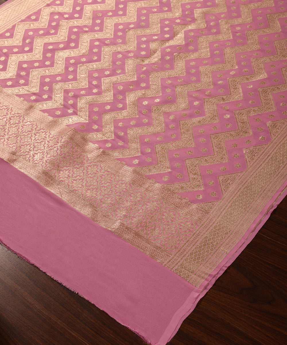 Handloom_Pink_Pure_Georgette_Banarasi_Dupatta_With_Chevron_Design_WeaverStory_03