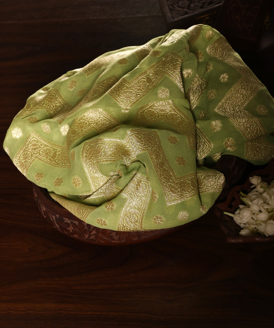 Pista_Green_Handloom_Georgette_Banarasi_Dupatta_With_Chevron_Design_WeaverStory_01