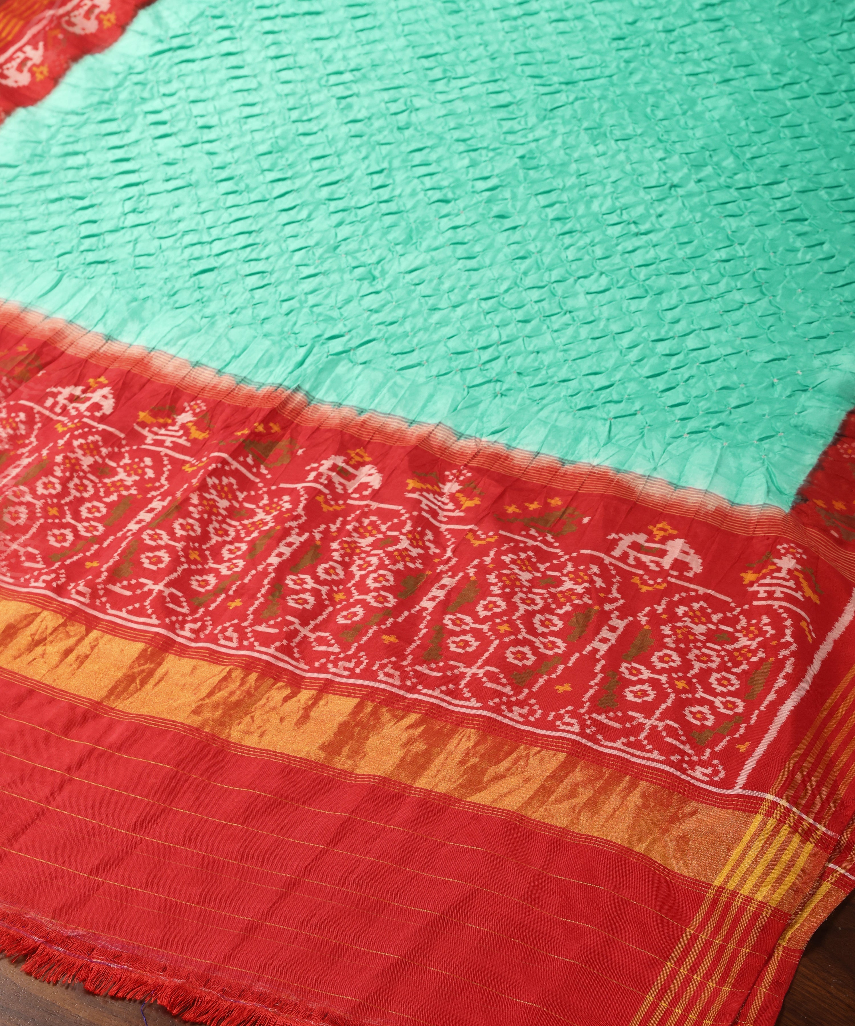 Handloom_Turquoise_And_Red_Pure_Mulberry_Silk_Bandhej_Patola_Dupatta_WeaverStory_04