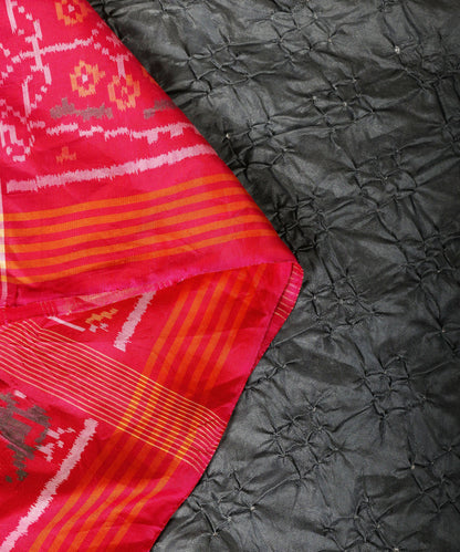 Handloom_Grey_And_Pink_Pure_Mulberry_Silk_Bandhej_Patola_Dupatta_WeaverStory_04