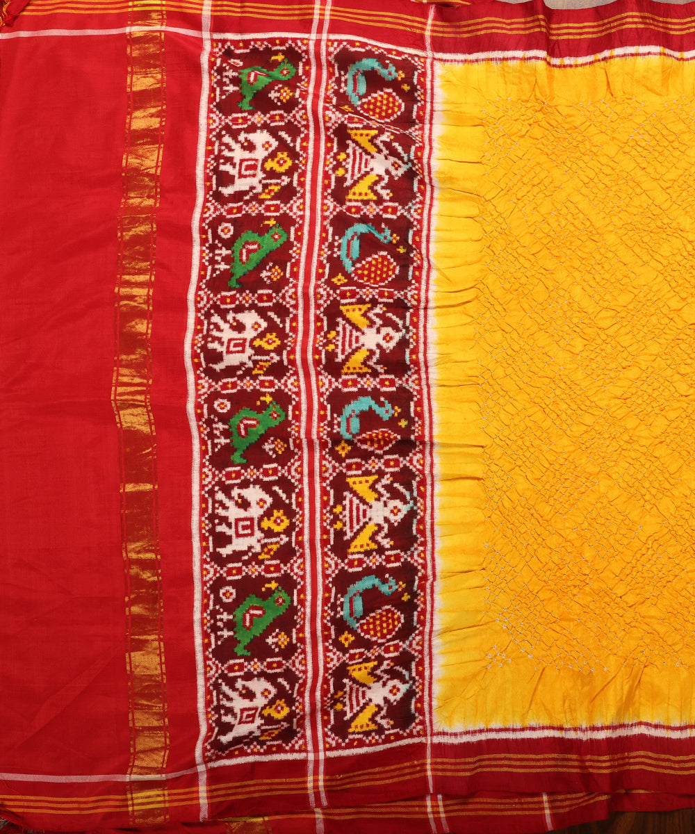 Yellow_And_Red_Handloom_Pure_Mulberry_Silk_Bandhej_Patan_Patola_Dupatta_WeaverStory_02