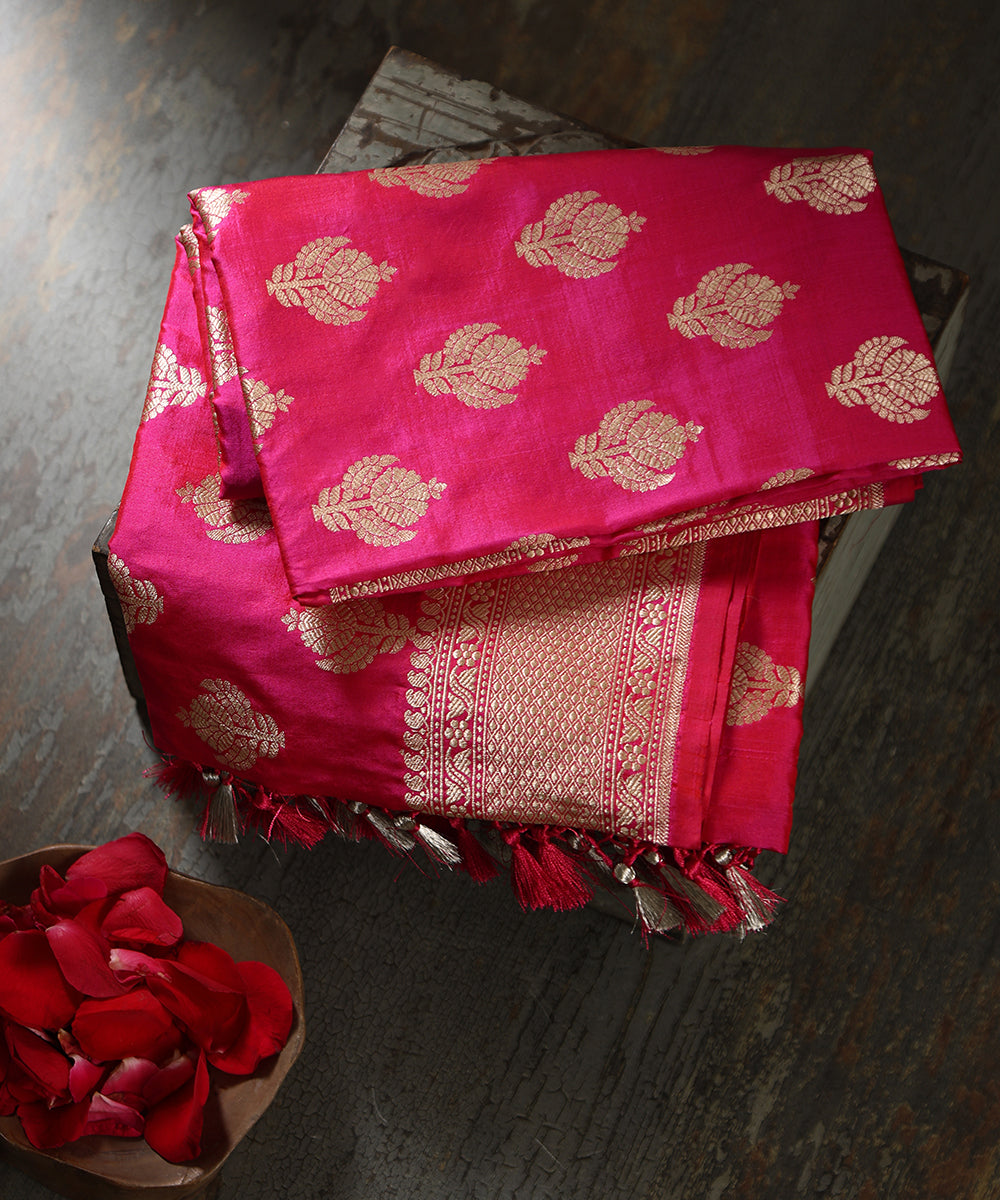 Handloom_Hot_Pink_Pure_Katan_Silk_Cutwork_Banarasi_Dupatta_With_Boota_WeaverStory_01