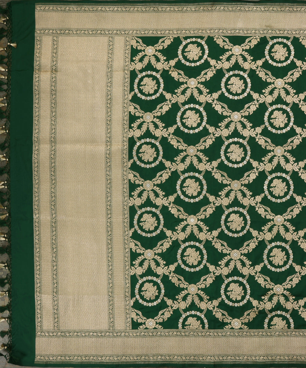 Bottle_Green_Handloom_Pure_Katan_Silk_Cutwork_Banarasi_Dupatta_With_Gold_And_Silver_Jaal_WeaverStory_02