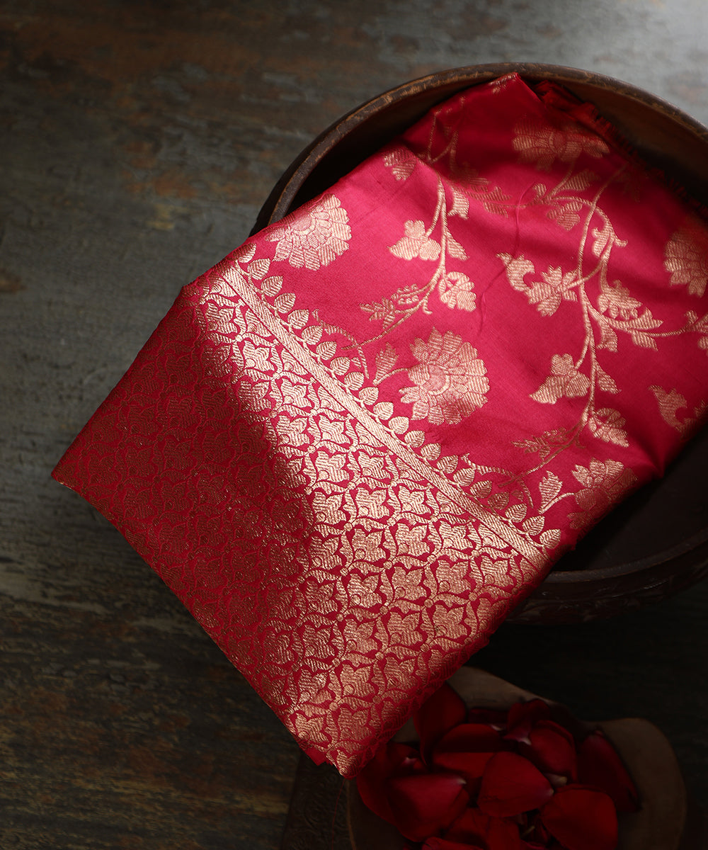 Handloom_Rani_Pink_Pure_Katan_Silk_Banarasi_Dupatta_With_Jaal_WeaverStory_01