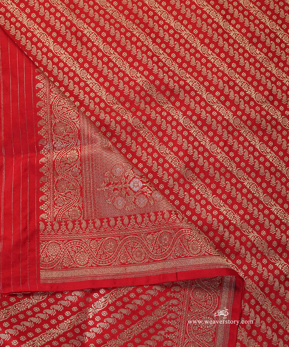 Red_Handloom_Pure_Katan_Silk_Banarasi_Dupatta_With_Gold_Zari_Aadi_Jaal_WeaverStory_04