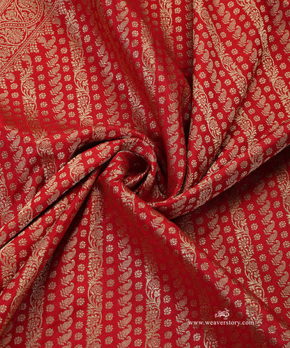 Red_Handloom_Pure_Katan_Silk_Banarasi_Dupatta_With_Gold_Zari_Aadi_Jaal_WeaverStory_05