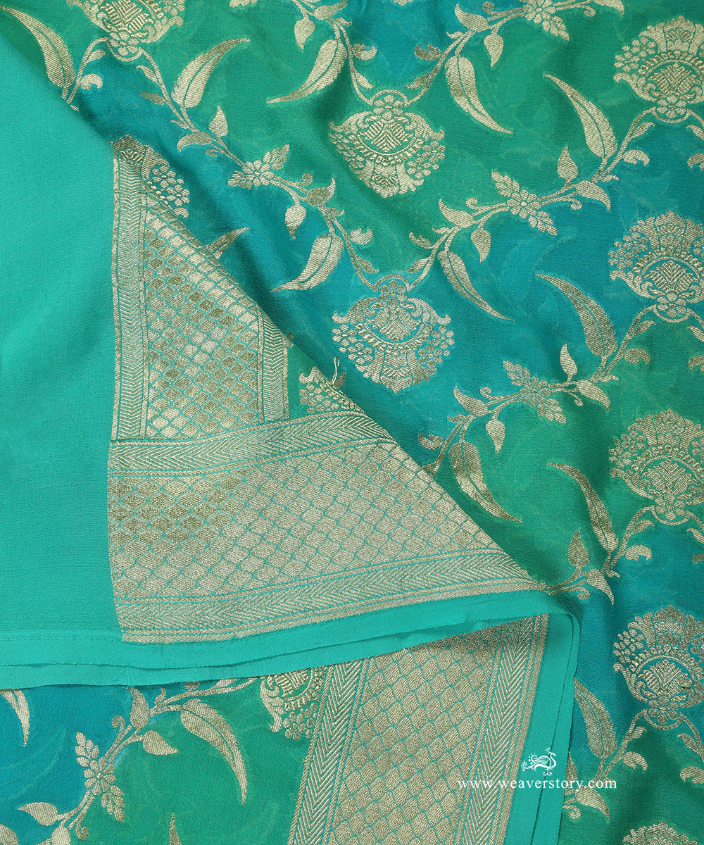 Handloom_Green_And_Blue_Pure_Georgette_Banarasi_Rangkat_Dupatta_With_Gold_Zari_Floral_Jaal_WeaverStory_04