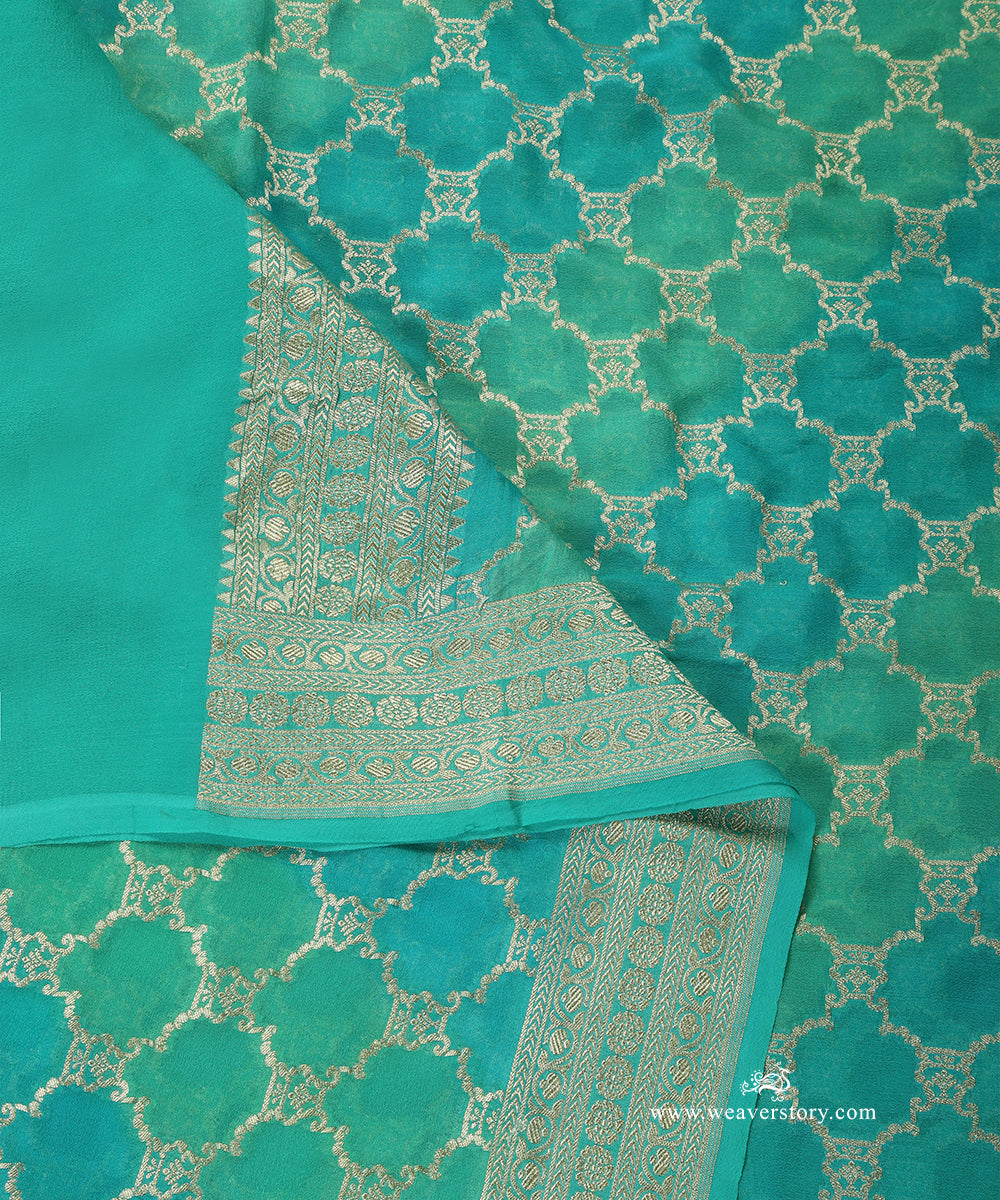 Handloom_Green_And_Blue_Pure_Georgette_Banarasi_Rangkat_Dupatta_With_Gold_Zari_Diamond_Jaal_WeaverStory_04