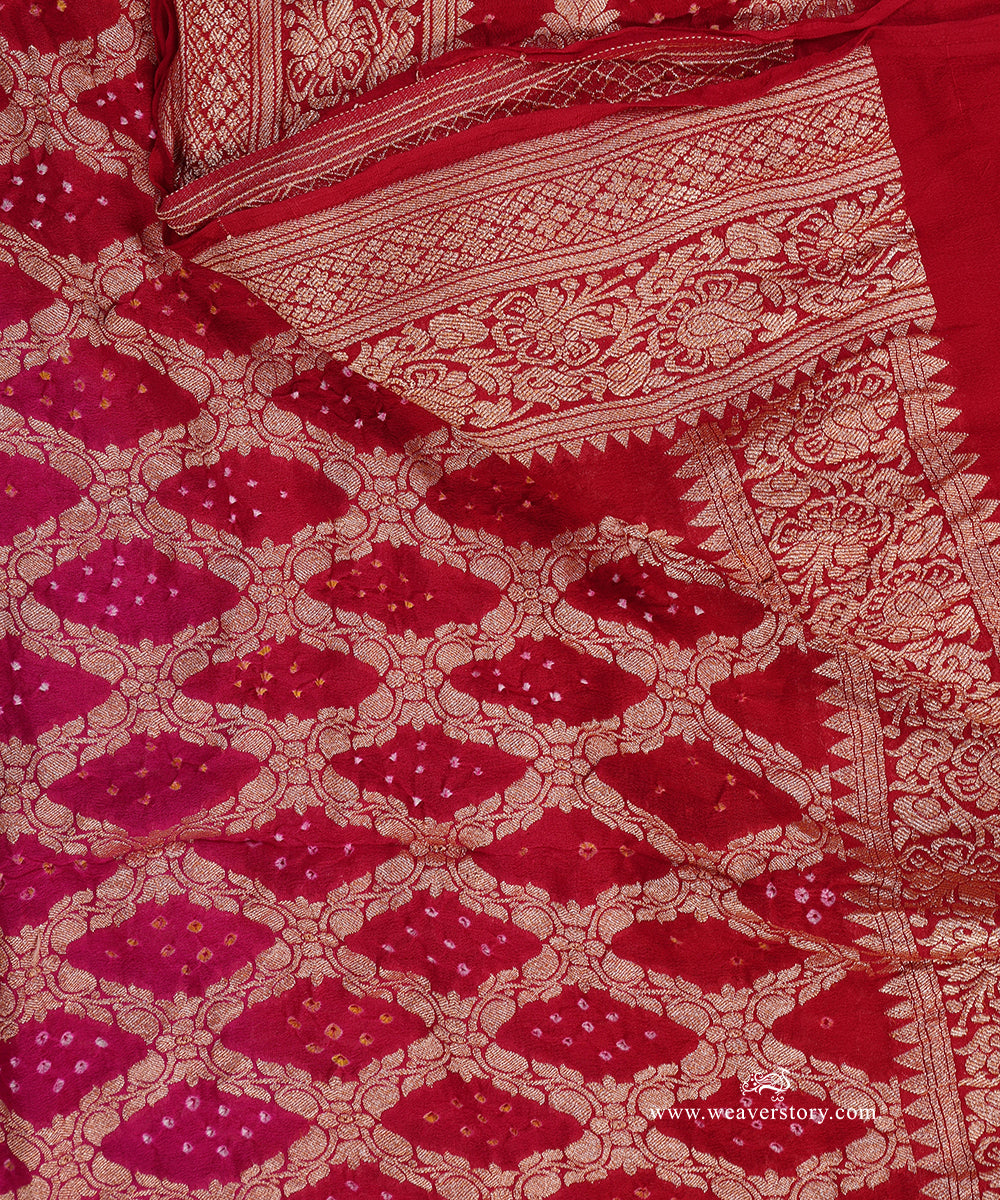 Red_And_Pink_Ombre_Dyed_Handloom_Pure_Georgette_Banarasi_Bandhej_Dupatta_WeaverStory_04