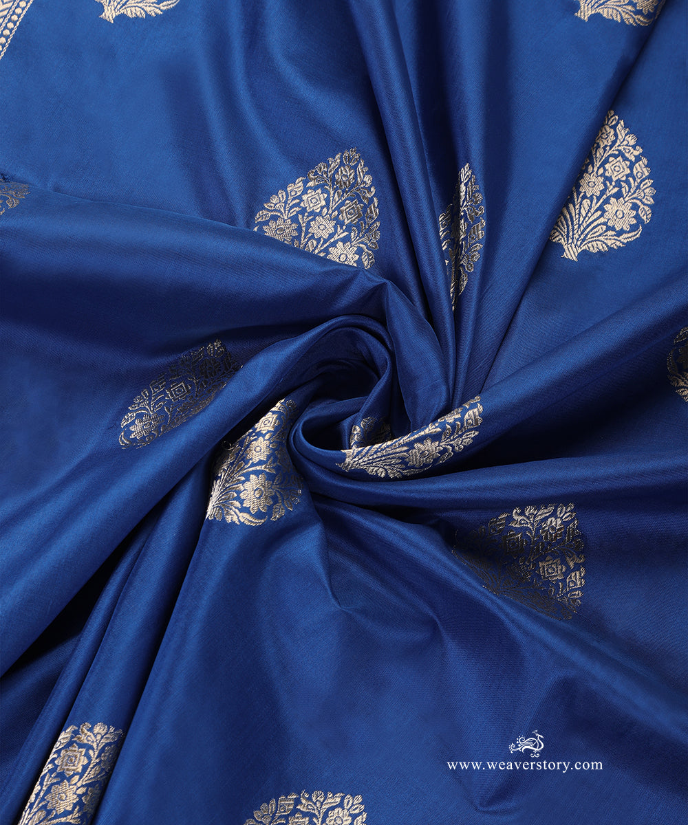 Electric_Blue_Handloom_Pure_Katan_Silk_Banarasi_Dupatta_With_Guldasta_Motif_Kadhwa_Boota_And_Saffron_Border_WeaverStory_05