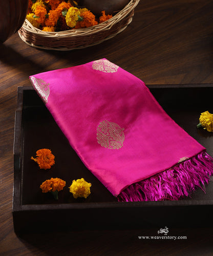 Hot_Pink_Handloom_Pure_Katan_Silk_Banarasi_Dupatta_With_Guldasta_Motif_Kadhwa_Boota_WeaverStory_01