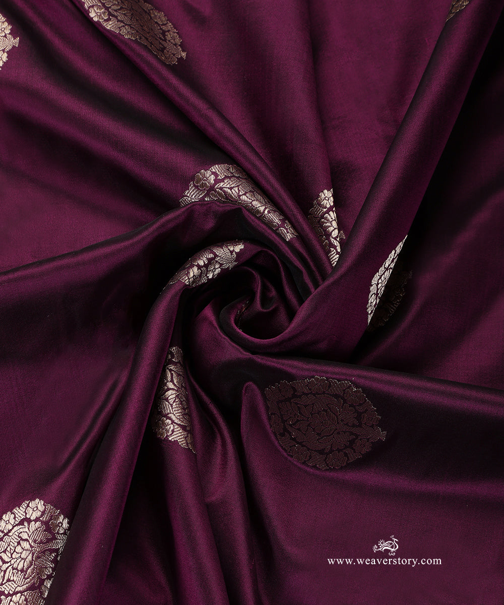 Purple_Handloom_Pure_Katan_Silk_Banarasi_Dupatta_With_Guldasta_Motif_Kadhwa_Boota_And_Saffron_Border_WeaverStory_05