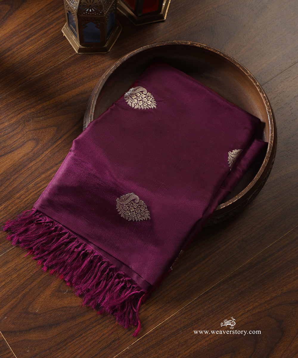 Purple_Handloom_Pure_Katan_Silk_Banarasi_Dupatta_With_Kadhwa_Boota_WeaverStory_01