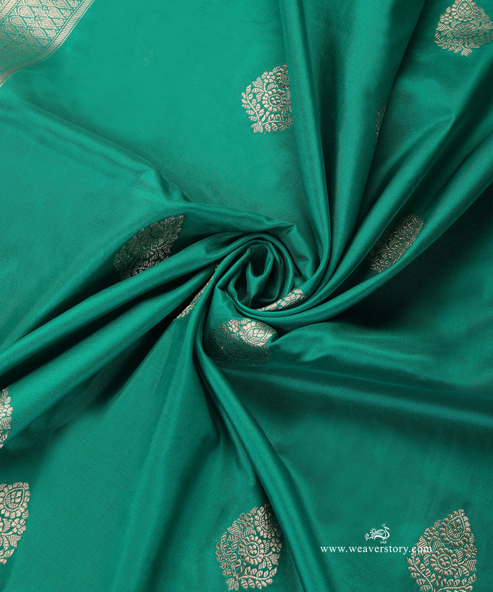 Jade_Green_Handloom_Pure_Katan_Silk_Banarasi_Dupatta_With_Kadhwa_Boota_And_Saffron_Border_WeaverStory_05