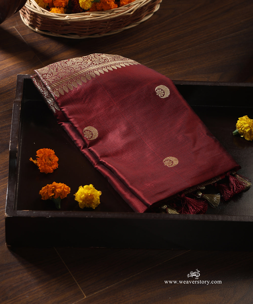 Maroon_Handloom_Pure_Katan_Silk_Banarasi_Chand_Boota_Dupatta_WeaverStory_01