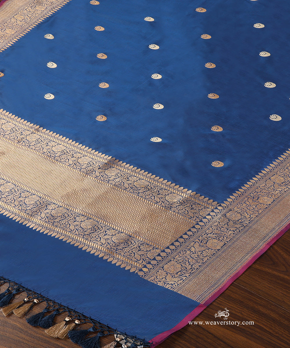 Electric_Blue_Handloom_Pure_Katan_Silk_Banarasi_Dupatta_With_With_Chand_Boota_WeaverStory_03