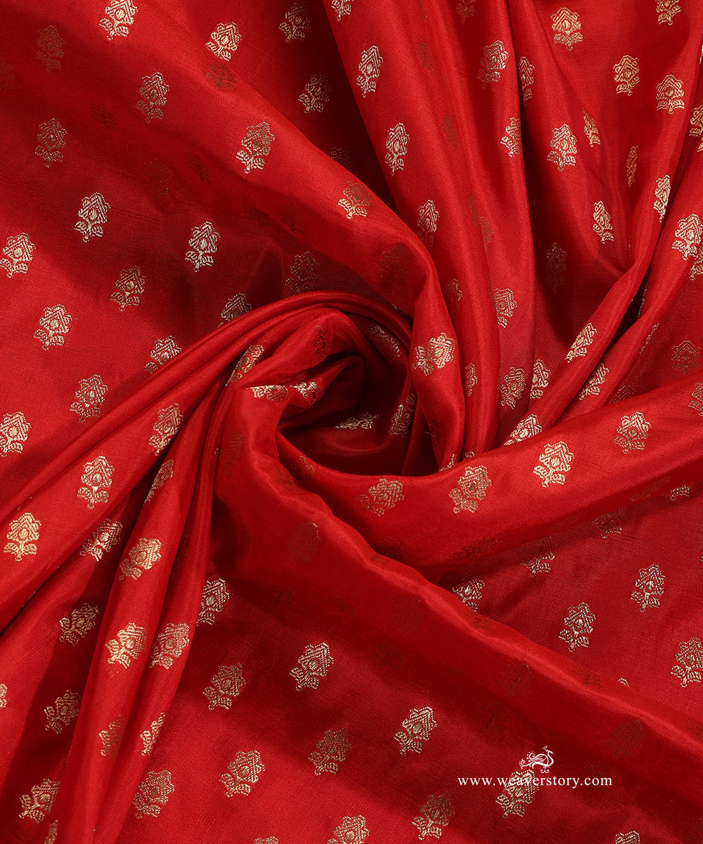 Red_Handloom_Pure_Katan_Silk_Banarasi_Dupatta_With_Small_Flower_WeaverStory_05