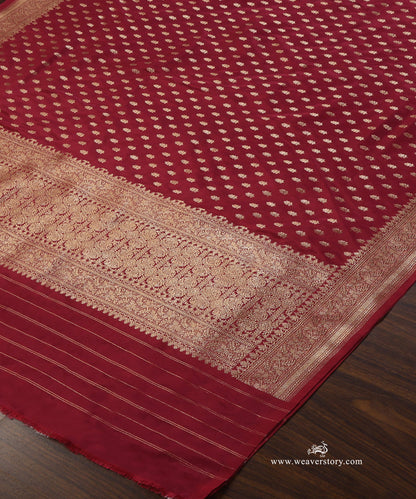 Maroon_Handloom_Pure_Katan_Silk_Banarasi_Dupatta_With_Small_Flower_WeaverStory_03