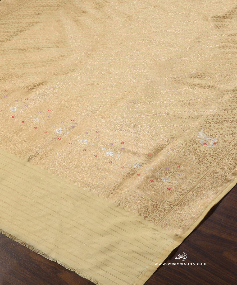 Lemon_Yellow_Handloom_Pure_Katan_Silk_Banarasi_Dupatta_With_Gold_Zari_Aada_Jaal_WeaverStory_03