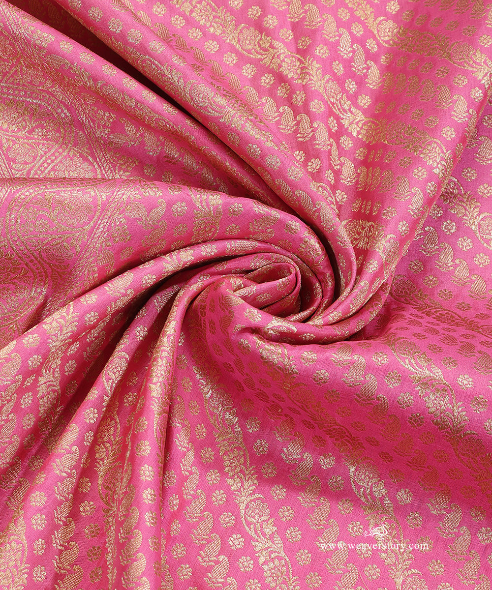 Pink_Handloom_Pure_Katan_Silk_Banarasi_Dupatta_With_Gold_Zari_Aada_Jaal_WeaverStory_05