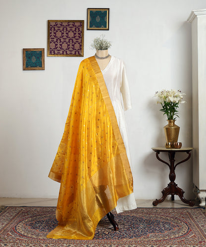 Yellow_Handloom_Pure_Silk_Chanderi_Dupatta_With_Gold_Polka_Dots_WeaverStory_01