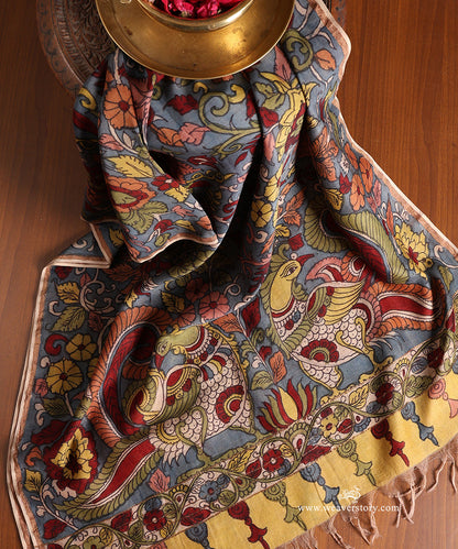 Grey_Handloom_Pure_Cotton_Hand_Painted_Kalamkari_Dupatta_With_Peacock_Motifs_WeaverStory_01