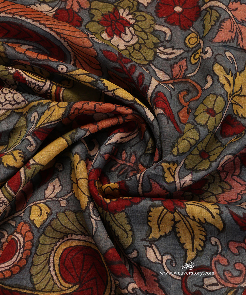 Grey_Handloom_Pure_Cotton_Hand_Painted_Kalamkari_Dupatta_With_Peacock_Motifs_WeaverStory_05