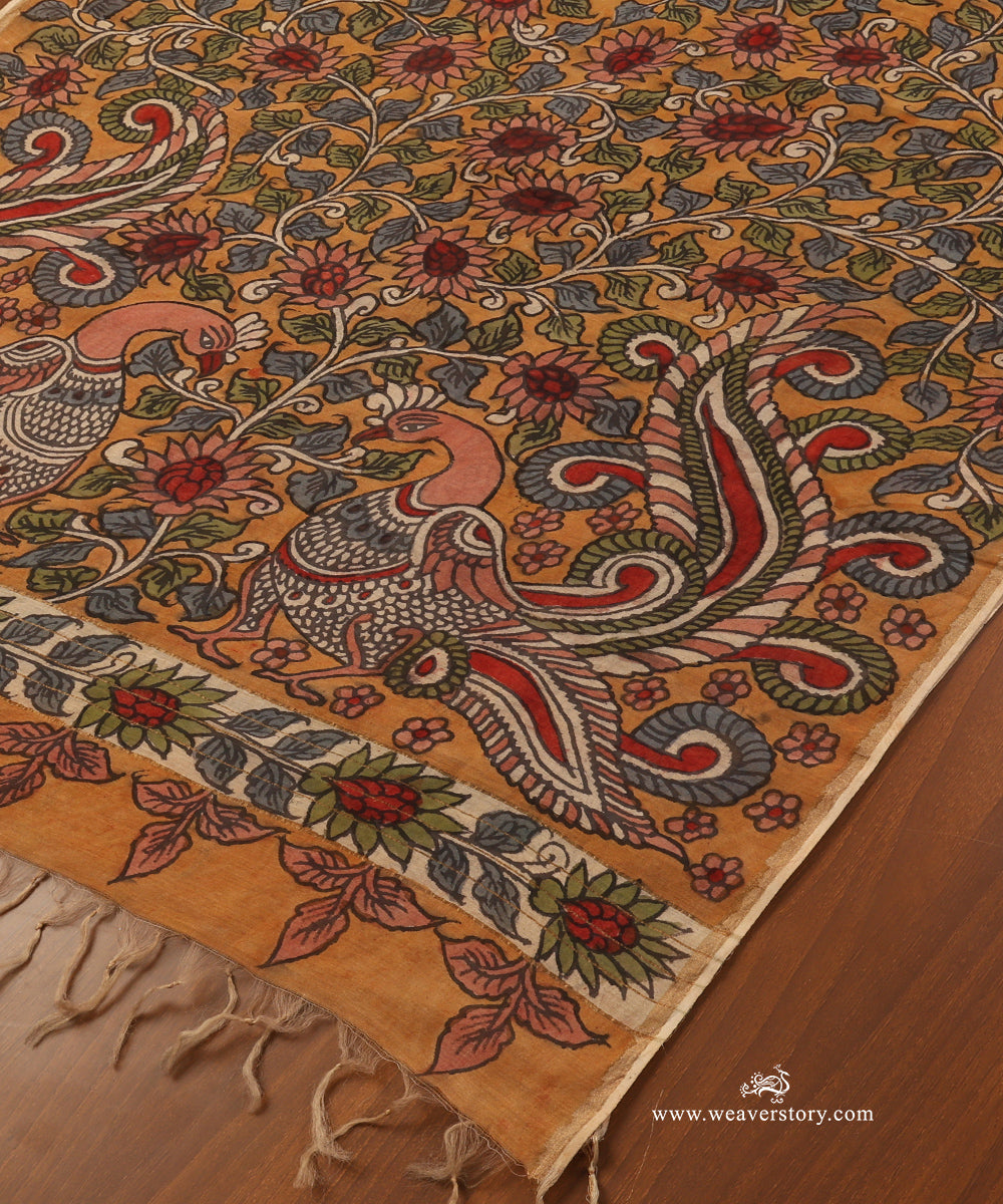 Mustard_Handloom_Pure_Cotton_Hand_Painted_Kalamkari_Dupatta_With_Peacock_Motifs_WeaverStory_03