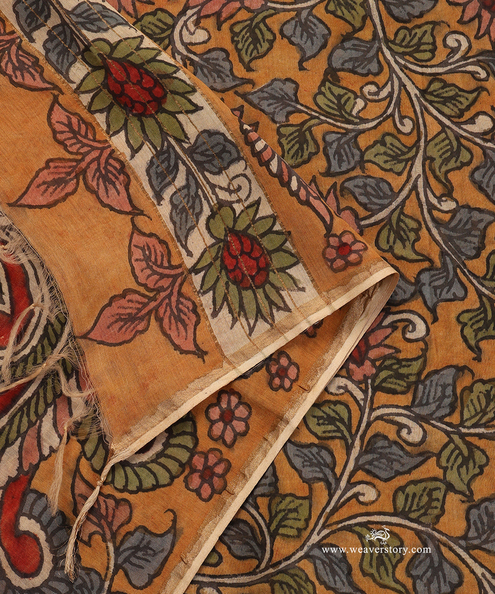 Mustard_Handloom_Pure_Cotton_Hand_Painted_Kalamkari_Dupatta_With_Peacock_Motifs_WeaverStory_04