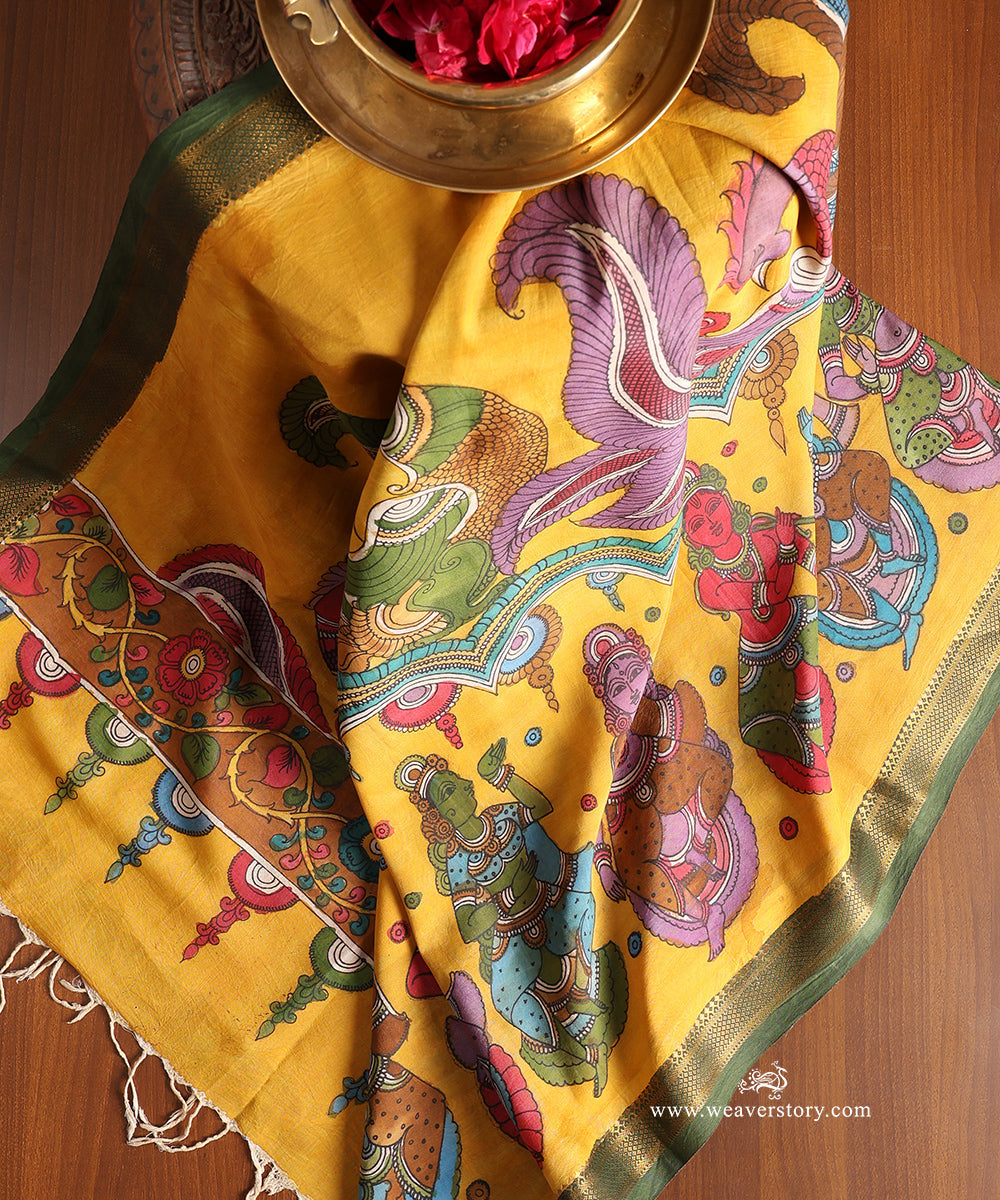 Yellow_Handloom_Pure_Cotton_Hand_Painted_Peacock_Kalamkari_Dupatta_With_Green_Zari_Border_WeaverStory_01