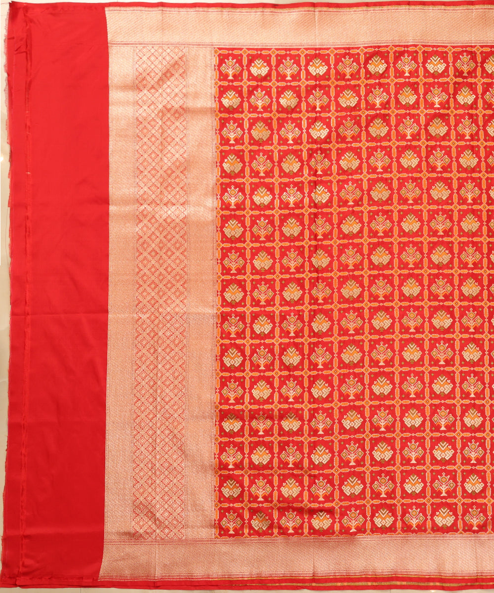 Red_Handloom_Pure_Katan_Silk_Cutwork_Banarasi_Patola_Dupatta_WeaverStory_02