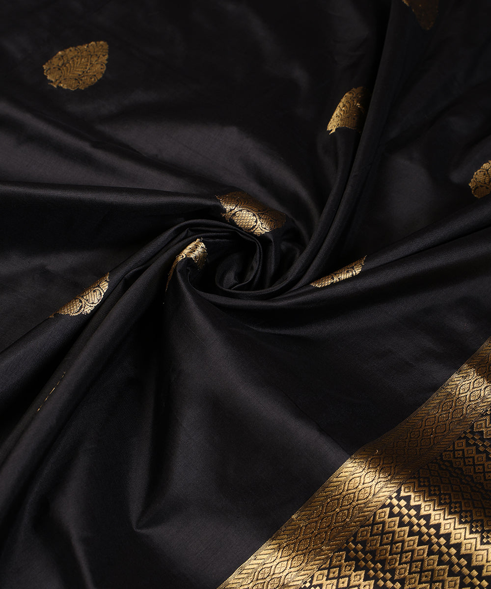 Black_Handloom_Pure_Katan_Silk_Dupatta_With_Gold_Zari_Booti_WeaverStory_05