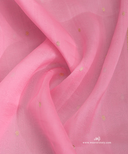 Baby_Pink_Handloom_Pure_Kora_Silk_Banarasi_Duptta_With_Kadhwa_Lotus_Boota_On_Pallu_And_Red_Meena_WeaverStory_05