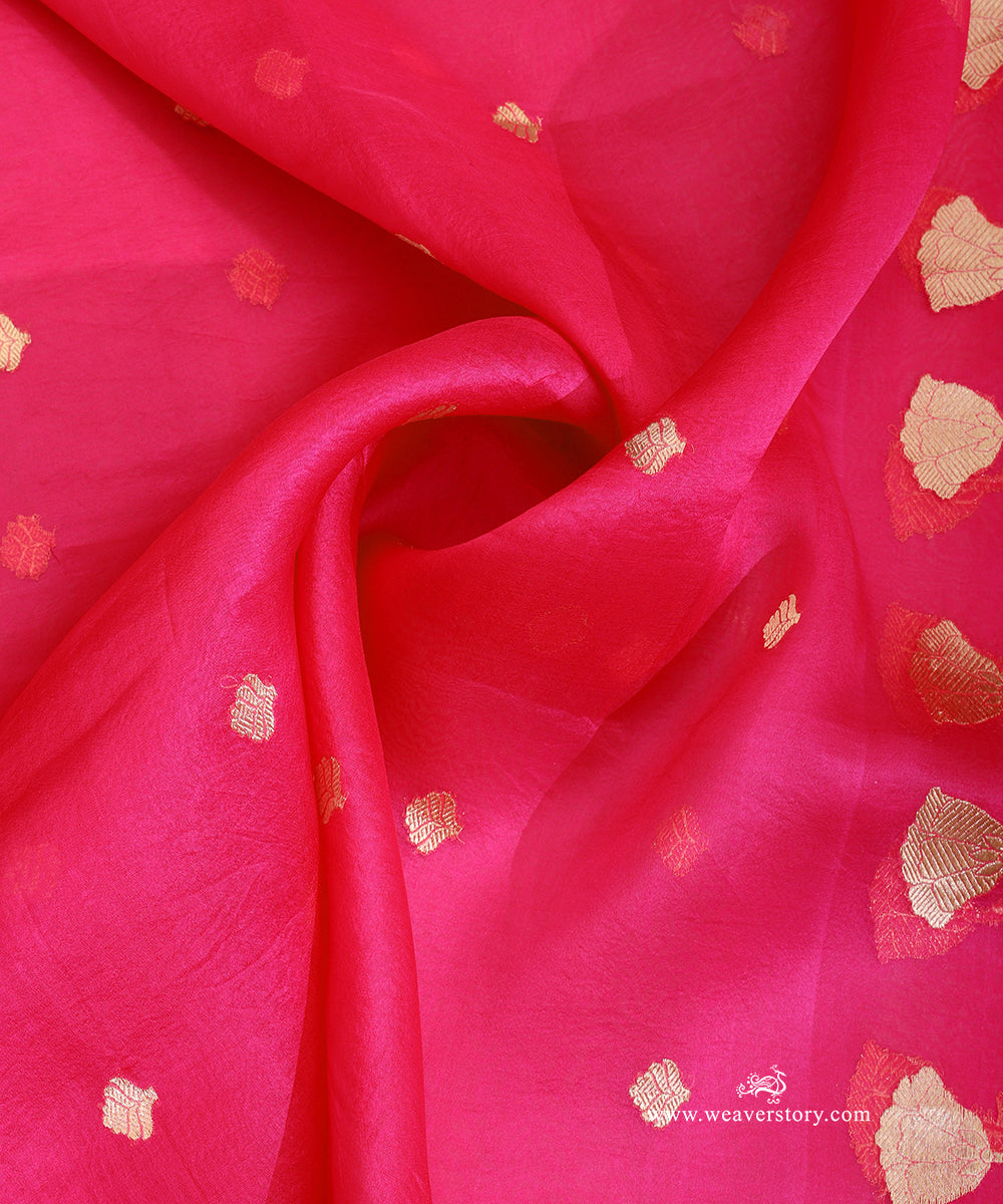 Hot_Pink_Handloom_Pure_Kora_Silk_Banarasi_Duptta_With_Kadhwa_Lotus_Boota_With_Leafs_WeaverStory_05