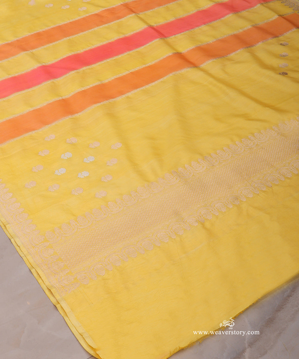 Yellow_Handloom_Pure_Katan_Silk_Rangkat_Duptta_With_Kadhwa_Booti_WeaverStory_03