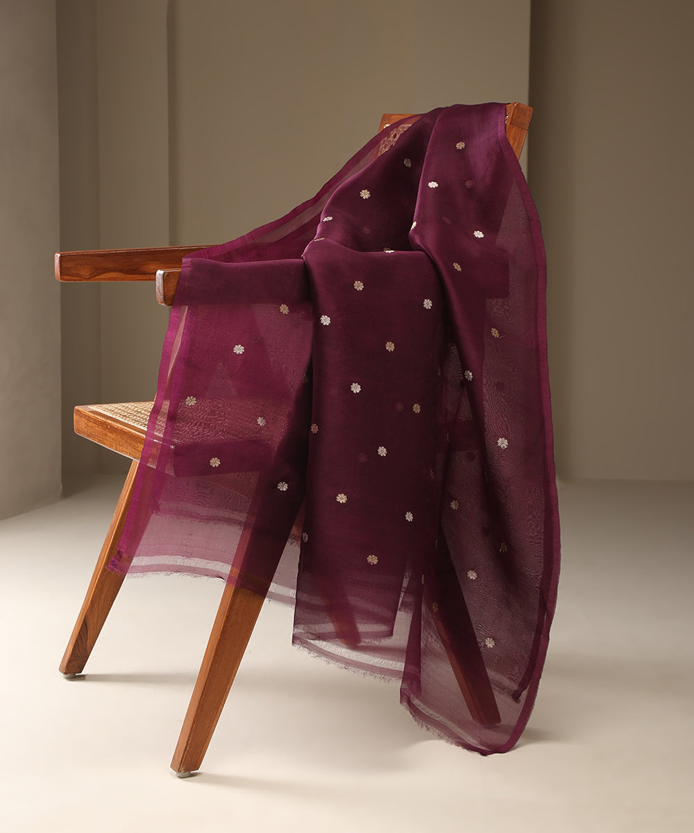 Dark_Purple_Handloom_Pure_Kora_Silk_Banarasi_Dupatta_With_Floral_Zari_Booti_WeaverStory_01