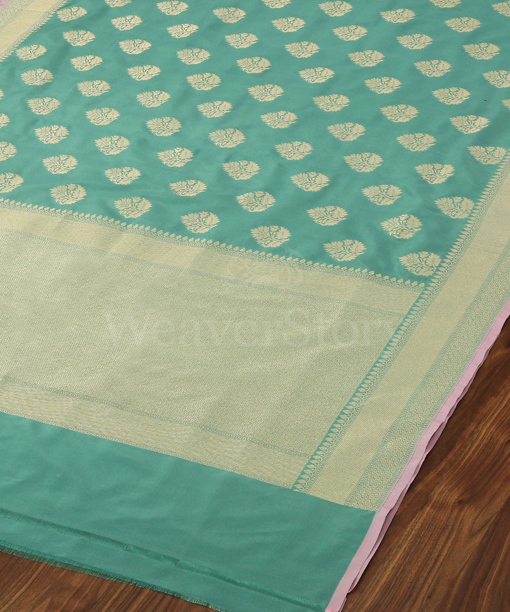 Handloom_Green_Katan_Georgette_Banarasi_Dupatta_with_Paan_Booti_WeaverStory_03