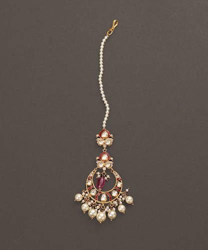 Roxana_Handcrafted_Pure_Silver_Maangtika_With_Semi_Precious_Stones_And_Pearls_WeaverStory_02