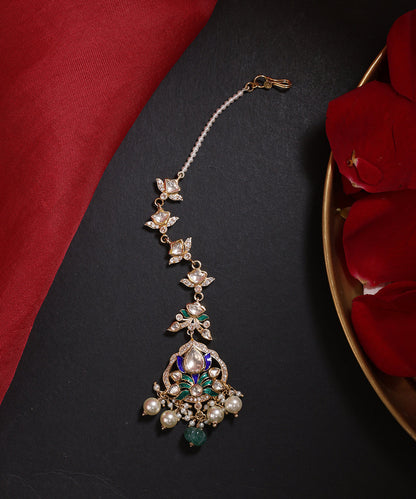 Darya_Handcrafted_Pure_Silver_Maangtika_With_Semi_Precious_Stones_WeaverStory_01