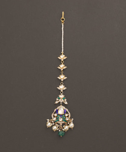 Darya_Handcrafted_Pure_Silver_Maangtika_With_Semi_Precious_Stones_WeaverStory_02