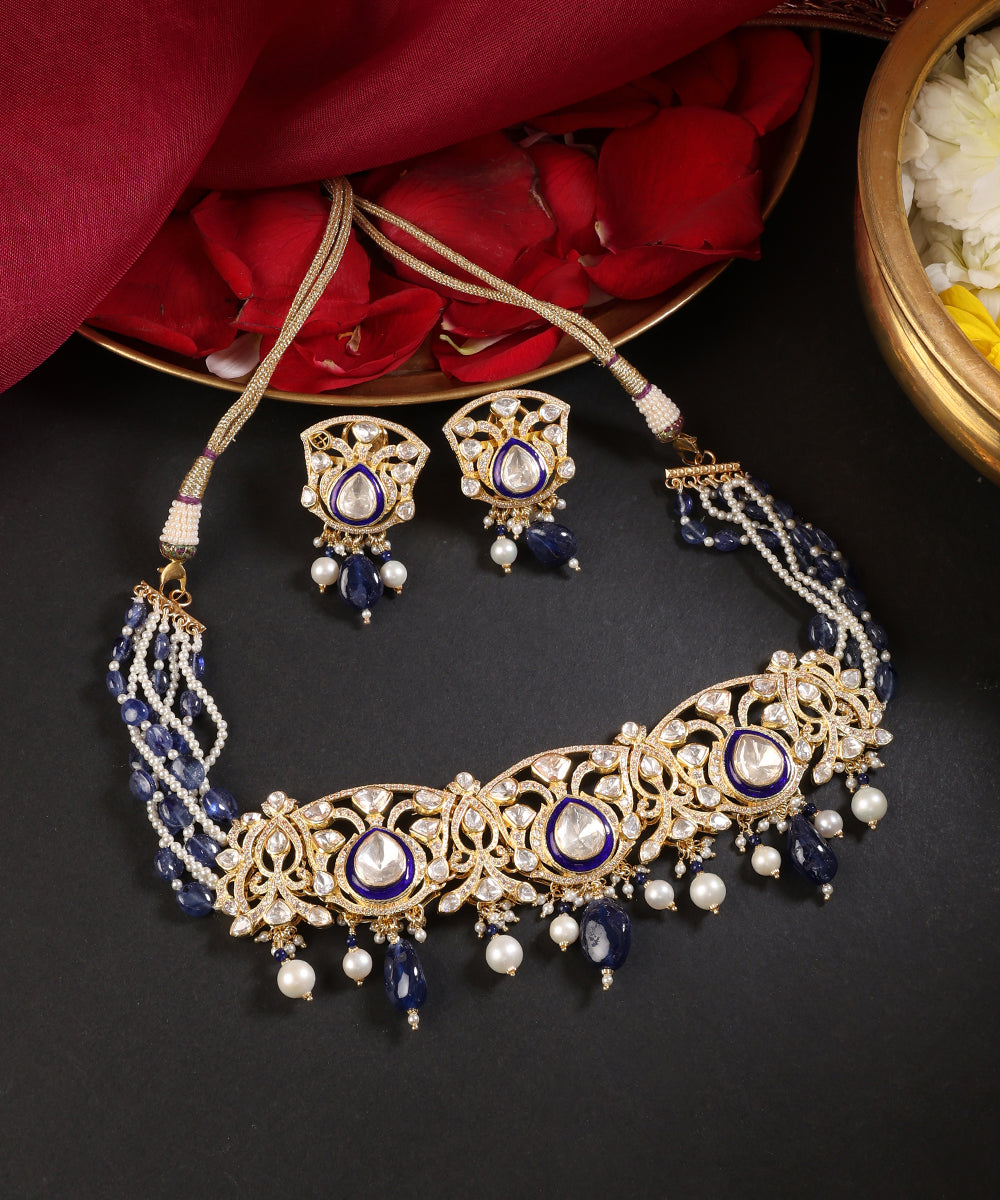 Zoya_Handcrafted_Pure_Silver_Collar_Necklace_Set_With_Pearls_And_Semi_Precious_Stones_WeaverStory_01