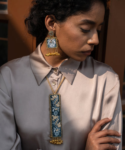 Hand-Embroidered_Blue_Floral_Beaded_Jhumka_Earrings_With_Gold_Bell_Drops_WeaverStory_02