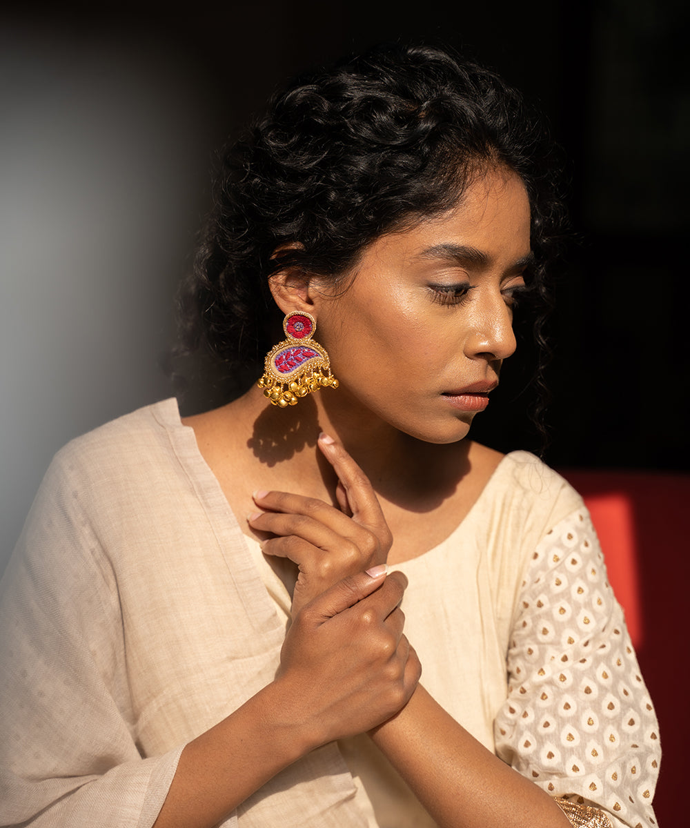 Hand-Embroidered_Red_&amp;_Purple_Paisley_Earrings_With_Gold_Bead_Fringe_WeaverStory_01