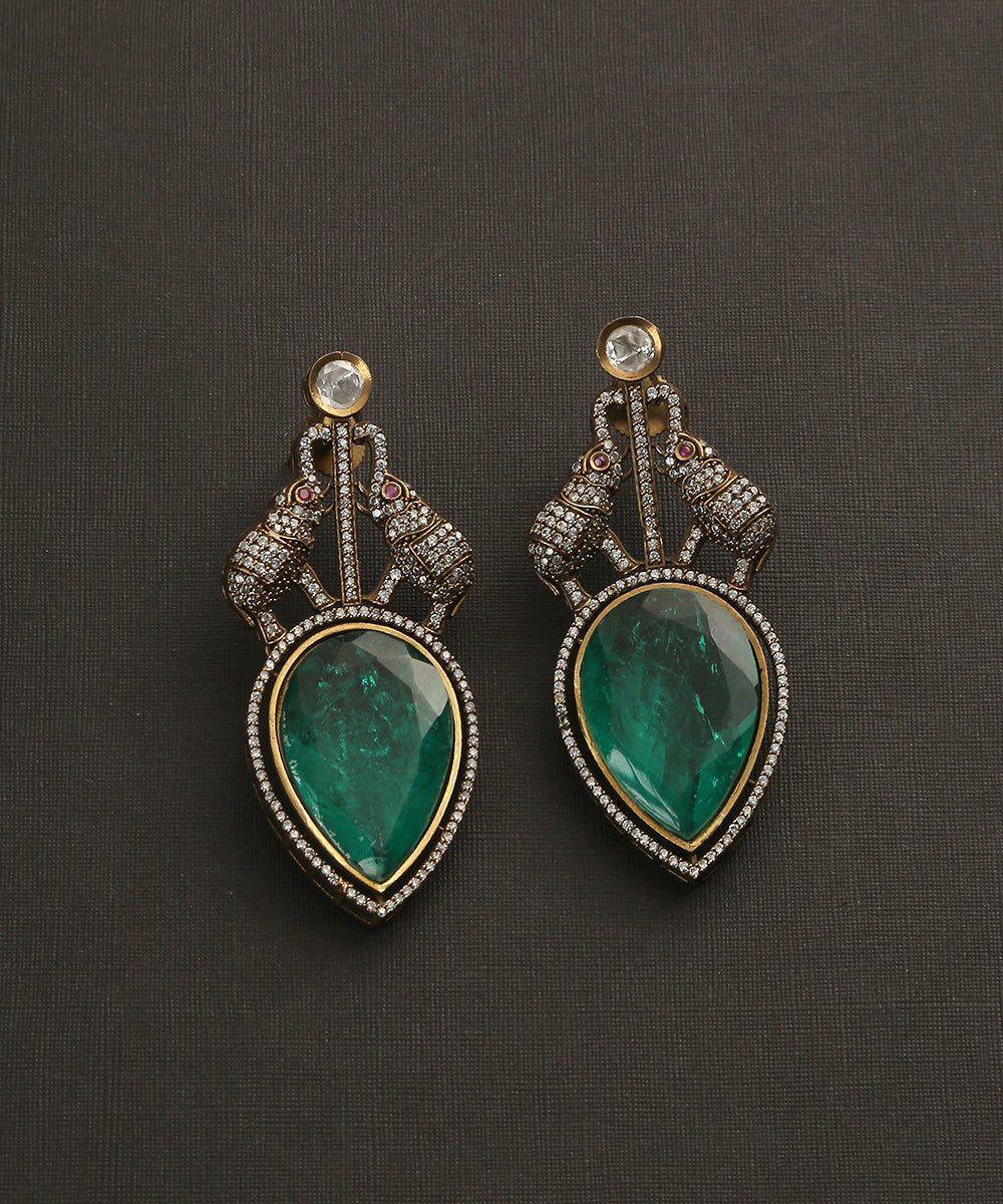 Ferwa_Handcrafted_Earrings_With_Green_Precious_Stones_WeaverStory_02