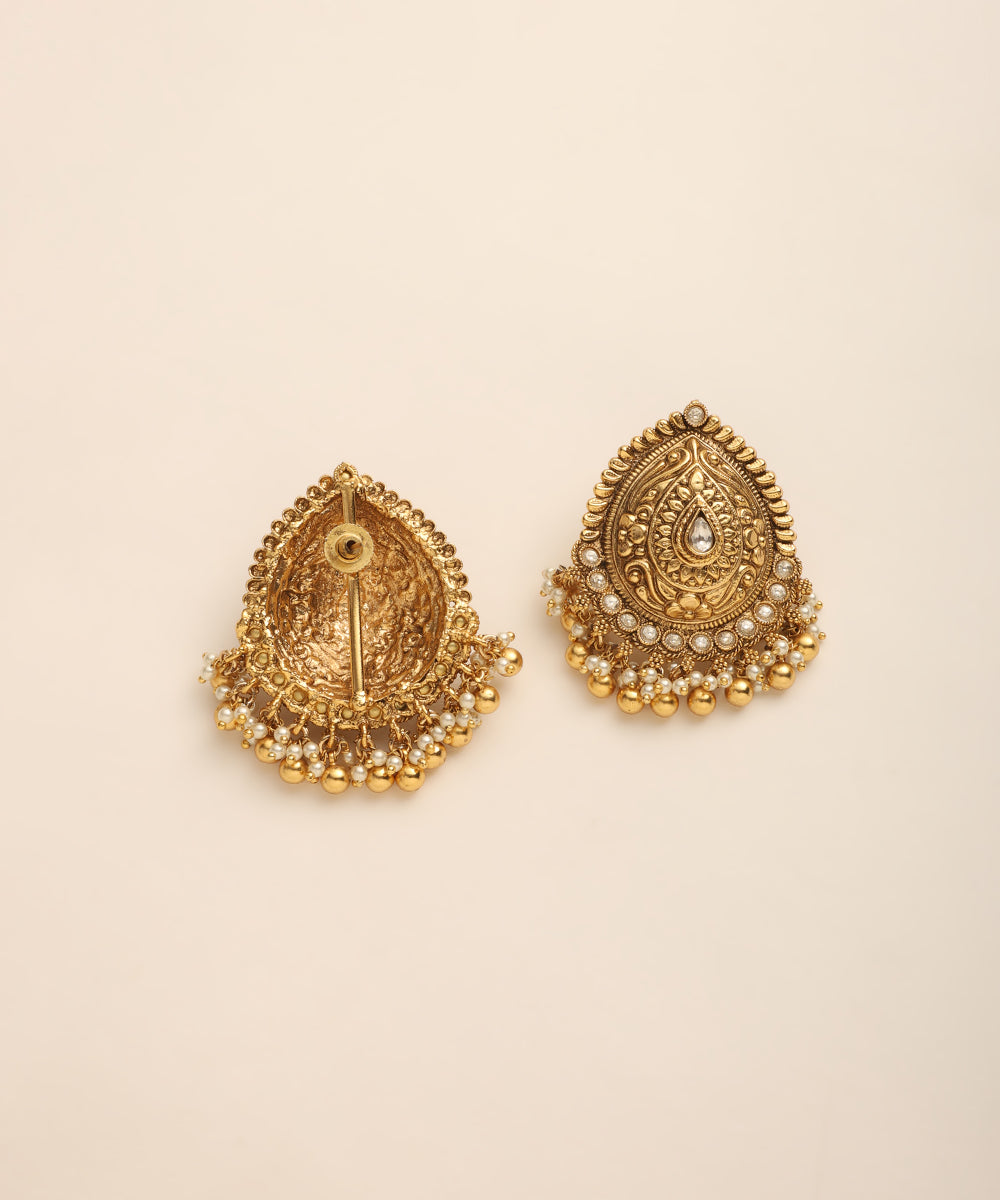 Cicilia_Handcrafted_Earrings_With_Pearls_WeaverStory_03